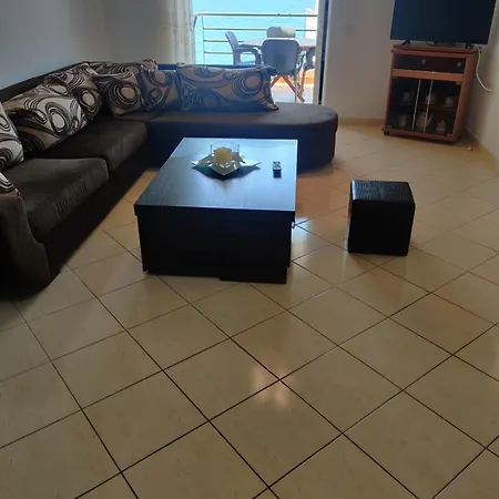 Dimitri Apartment *